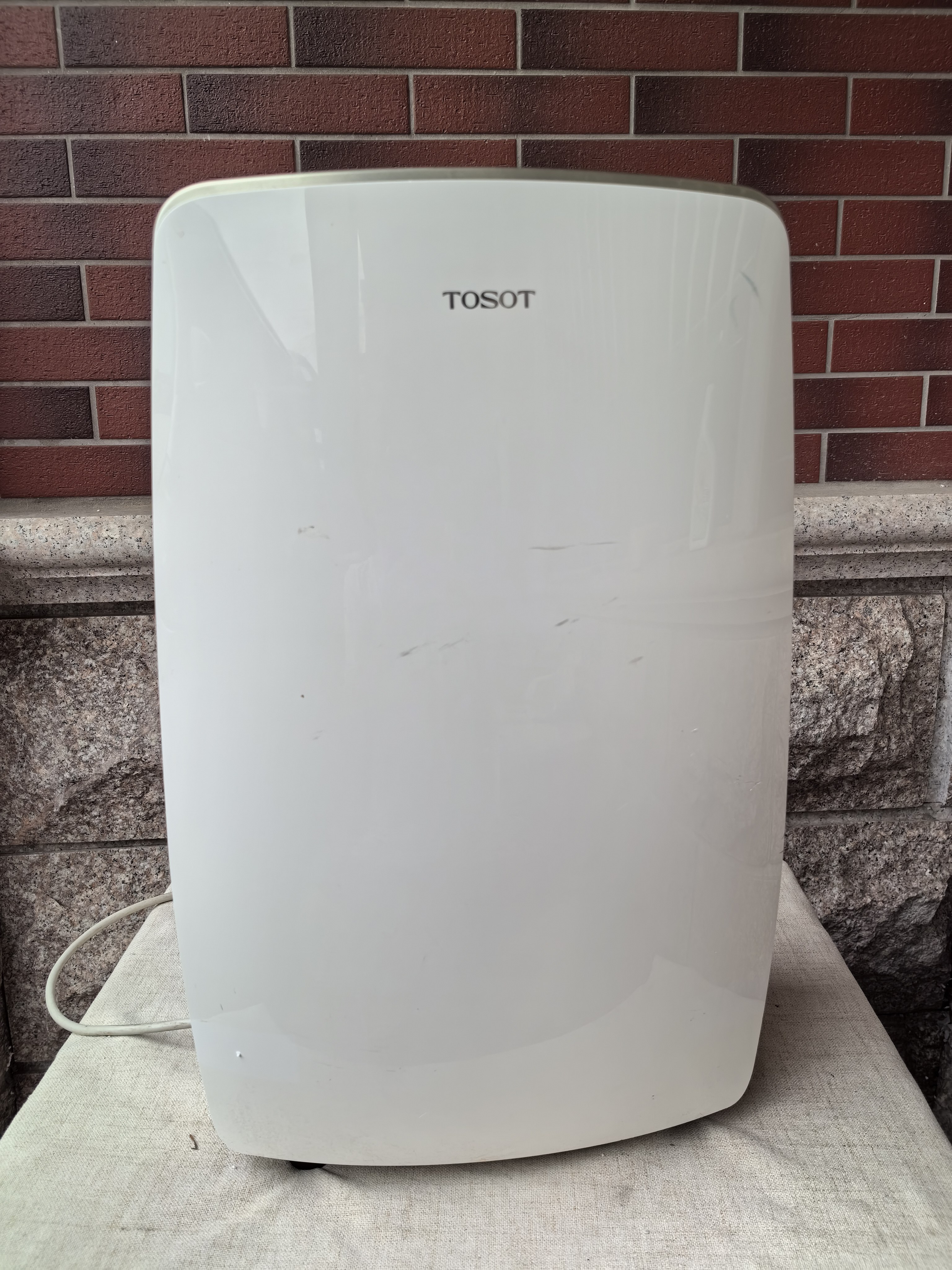 二手原装格力20升除湿机.格力DH20EE抽湿机.