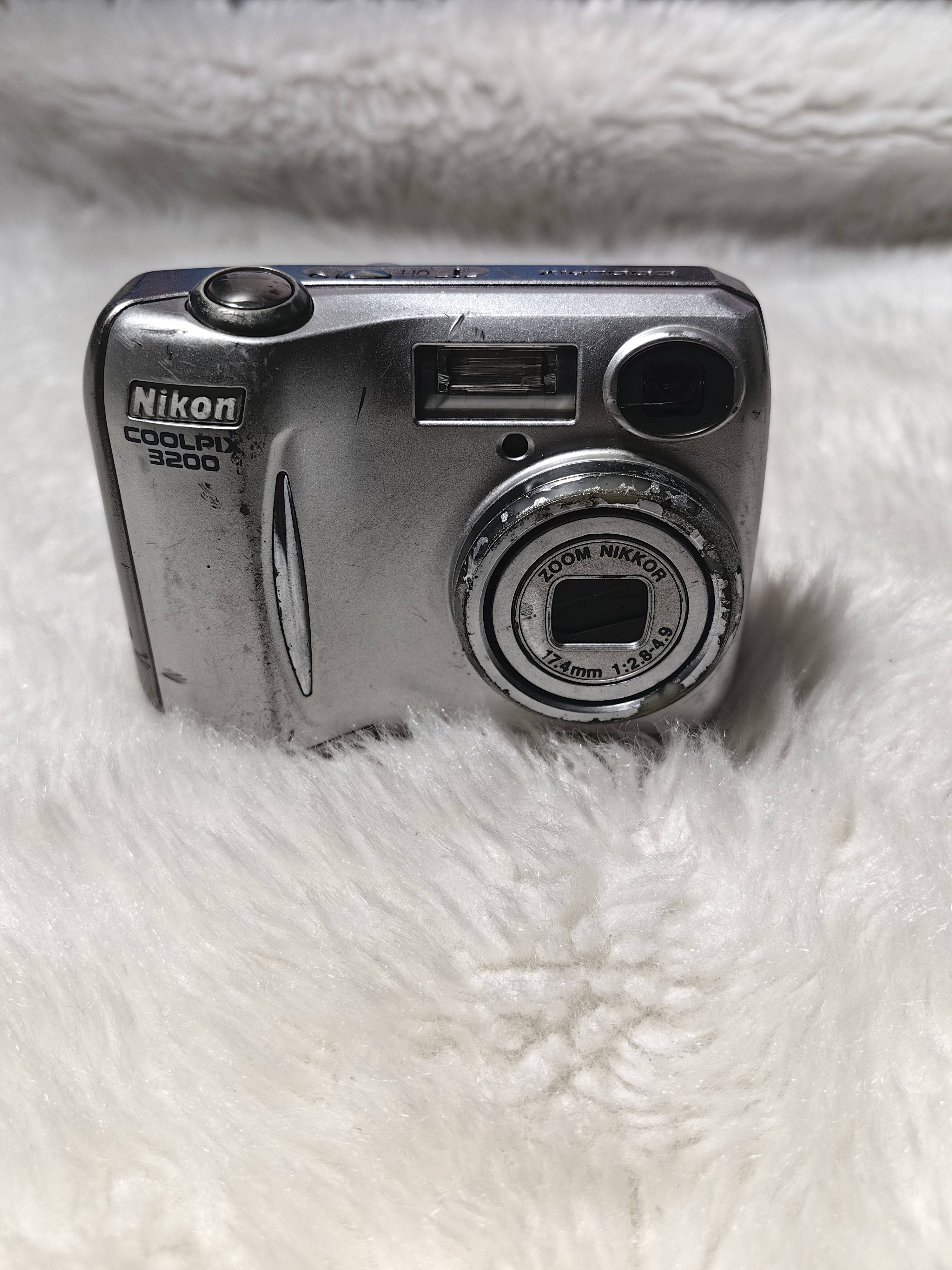 Nikon/尼康 COOLPIX 3200二手便携式经典复古